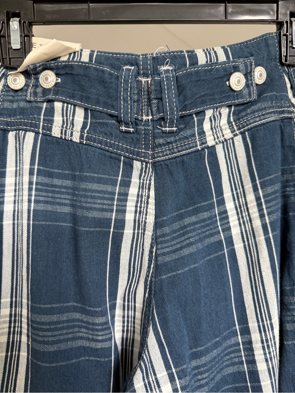 NWT Free People Rose Hall Low Slung Trousers size 26 Blue White - Picture 11 of 14
